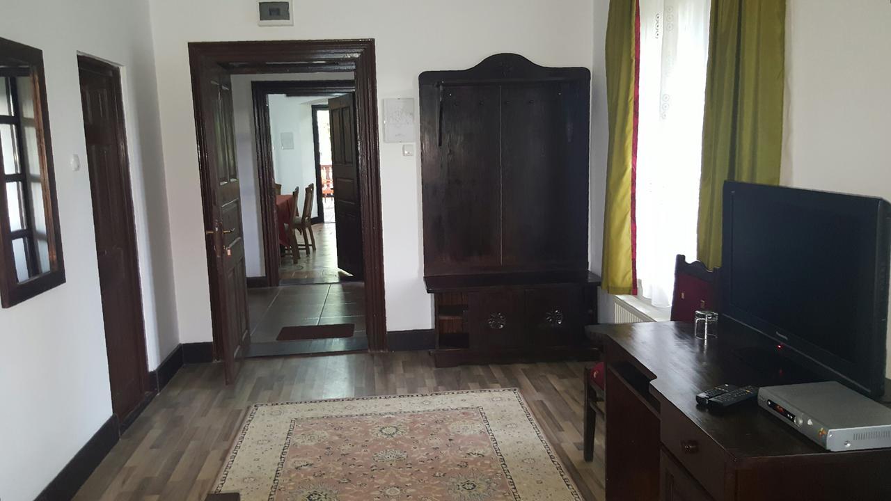 Willa Dofteana Park Leorzeni Zewnętrze zdjęcie